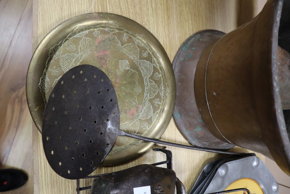 Two cow bells, one dated 1886, a sheet-iron milk skimmer, an iron toaster, etc. (10)